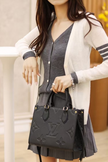 trendy item ONTHEGO Small Handbag